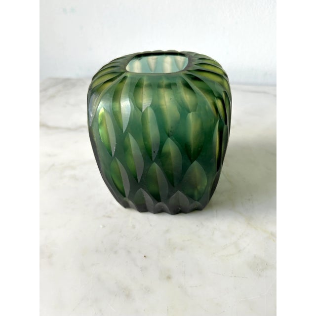 Mid-Century Modern Guaxs Glassworks Kashi Carved Glass Green Vase For Sale - Image 3 of 9