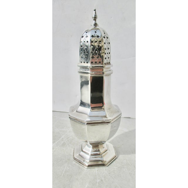 Muffineer sugar sprinkler by Edward Viner, assay mark Sheffield 1937. Fine Edwardian English table piece, loaded with...