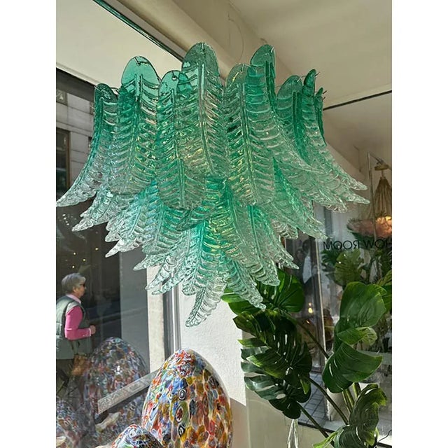 Scenographic Green Felci Murano Glass Style Chandelier by Simoeng For Sale - Image 4 of 9