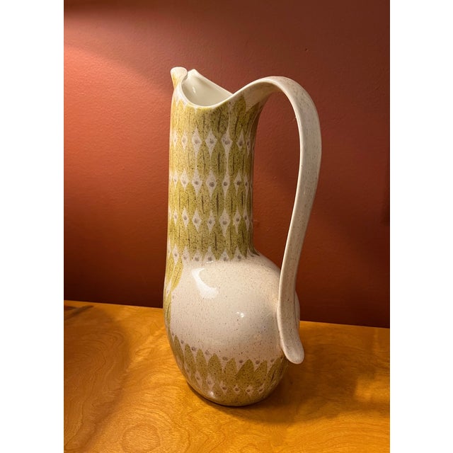 Mid-Century Modern 1950s Red Wing "Futura Golden Viking" Mid-Century Modern Ceramic Ewer For Sale - Image 3 of 7
