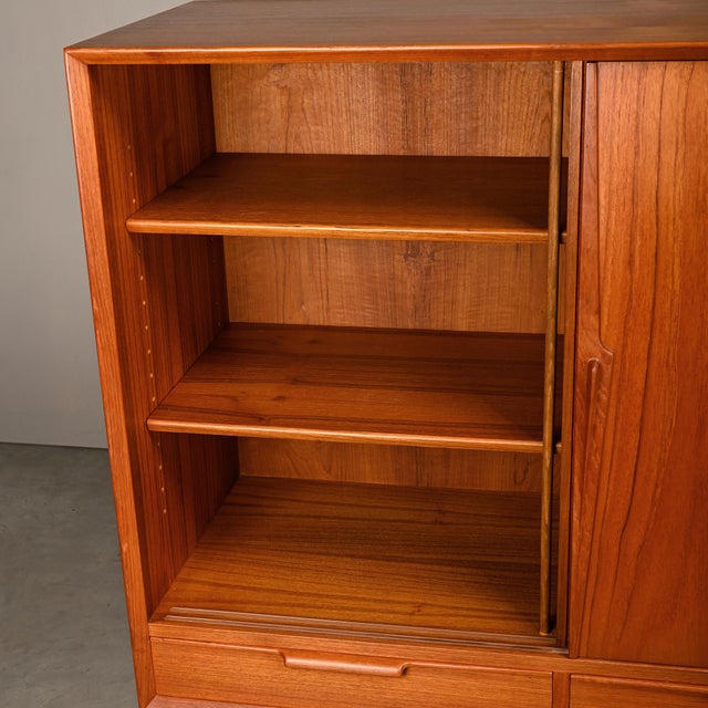Teak Sideboard by Gunni Omann for Omann Jun Møbelfabrik, Denmark, 1960s For Sale - Image 17 of 18