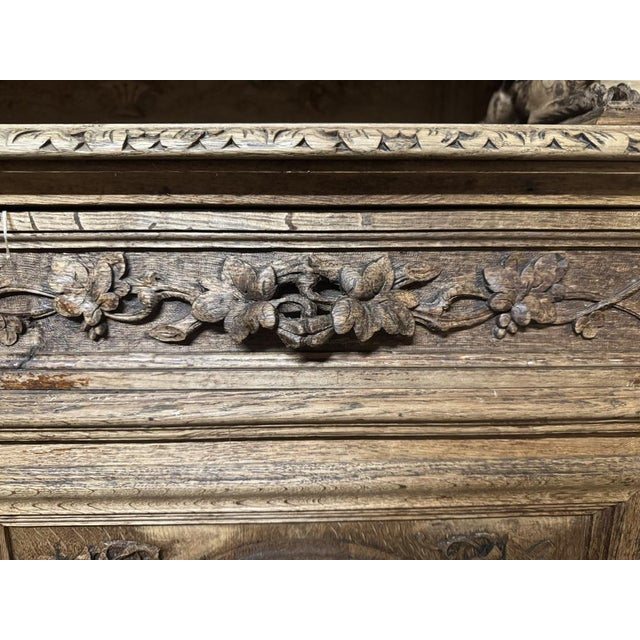 French Carved Oak Hunting Cupboard, 1860 For Sale - Image 16 of 18