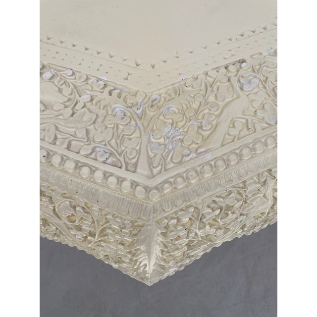Anglo-Indian Victorian Octagonal Carved Pedestal Side Table in Antique White For Sale - Image 11 of 12