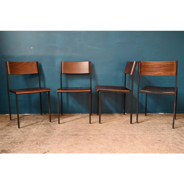 A minimalist design, a subtle and timeless mix of materials—that's all it took to win us over. This series of chairs from...