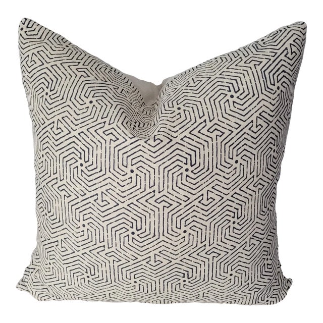 China Seas Quadrille Maze Fabric Pillow Cover For Sale
