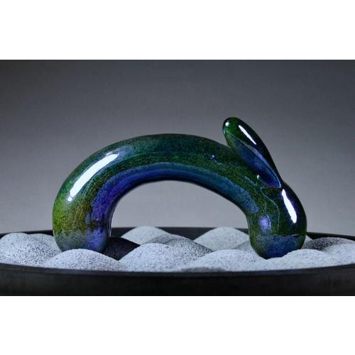 Pari daiza capsule sculptural object by caspi ceramics nl dimensions: w 53 x d 53 x h 30 cm. Materials: ceramic, engobe,...