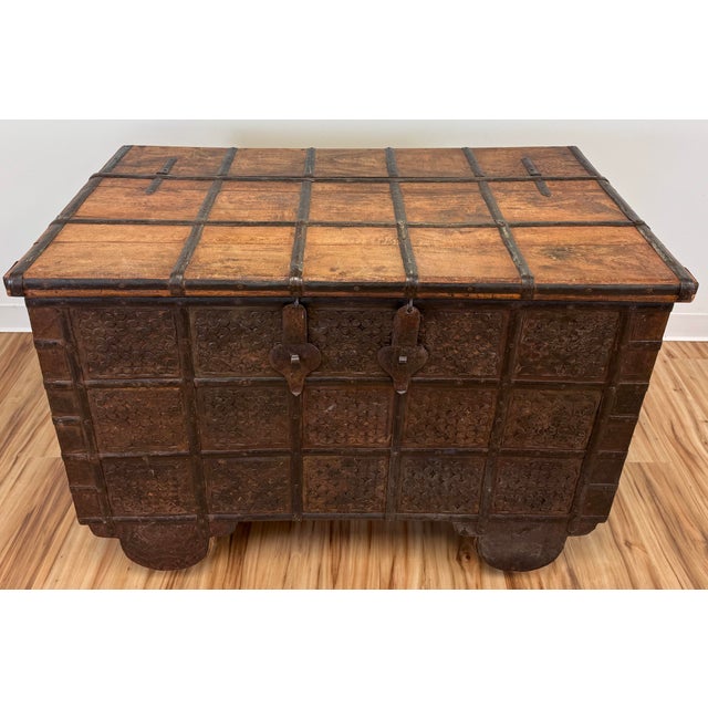 Indian Vintage Indian Carved Wood Dowry Trunk Wedding Trunk For Sale - Image 3 of 13