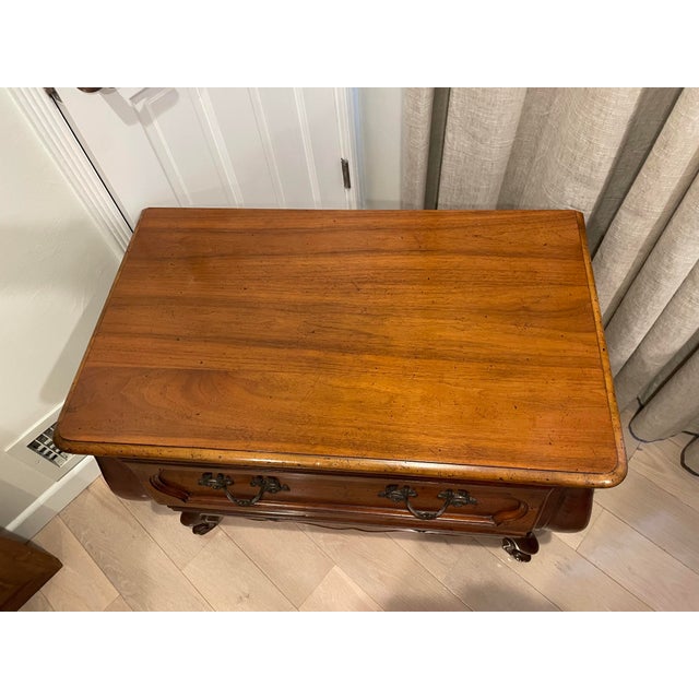 1980s Milling Road by Baker Furniture French Provincial Louis XV Bombe For Sale In Los Angeles - Image 6 of 9