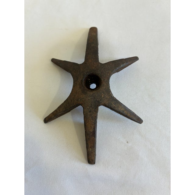 Industrial Vintage Cast Iron Star Wheel Industrial Farm Architectural Salvage For Sale - Image 3 of 7