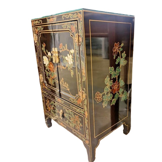 Vintage Chinoiserie Black Lacquer Floral and Bird Cabinet For Sale - Image 10 of 10