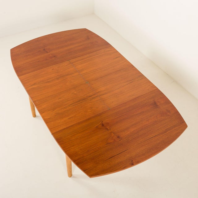 Mid-Century Modern Mid-Century Modern Teak Table with Hidden Leaves by William Watting for Fristho, 1950s For Sale - Image 3 of 18