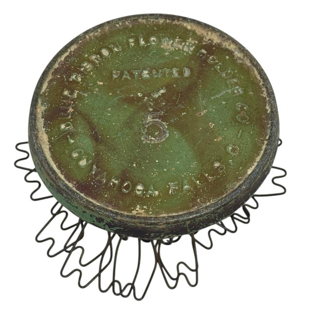 Vintage Blue Ribbon Flower Holder Company Green Metal Hairpin Flower Frog No. 5 For Sale In Washington DC - Image 6 of 11