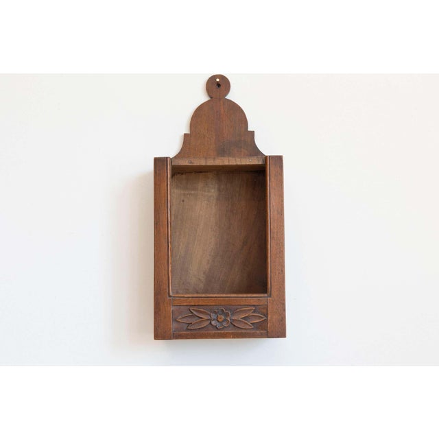 French 19th Century Carved Walnut Farinerio Decorative Box with Floral Decor For Sale - Image 4 of 9