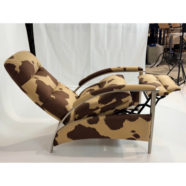 Ethan Allen Ethan Allen Radius Recliner in Patterned Fabric For Sale - Image 4 of 11