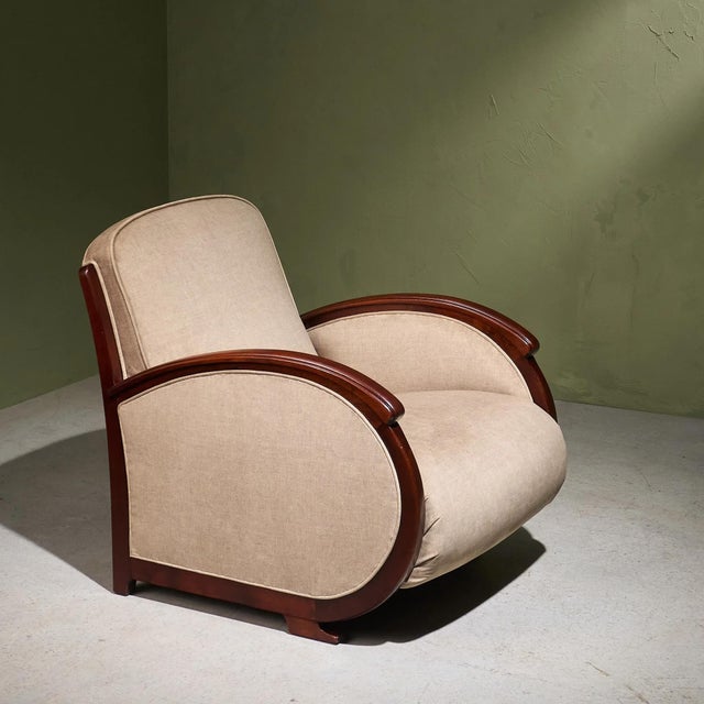 Mid-Century Modern Art Deco Lounge Chair in Ivory Upholstery and Mahogany, France For Sale - Image 3 of 9