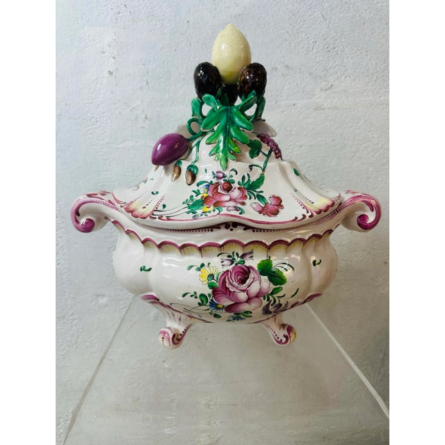 Raspberry Pink 1970s Large Italian Soup Tureen For Sale - Image 8 of 10