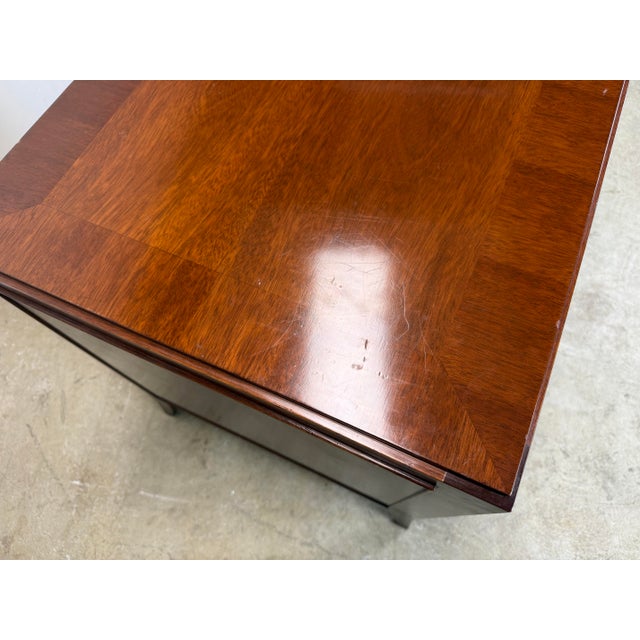 Vintage Barbara Barry / Baker Style Mahogany Commode / Side Table / Nightstand For Sale - Image 10 of 12