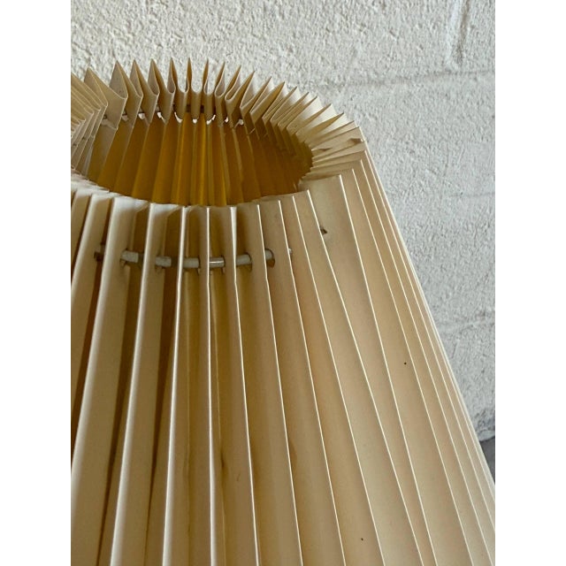 Mid 20th Century Mid-Century Modern Brown Ceramic Table Lamp For Sale - Image 4 of 11