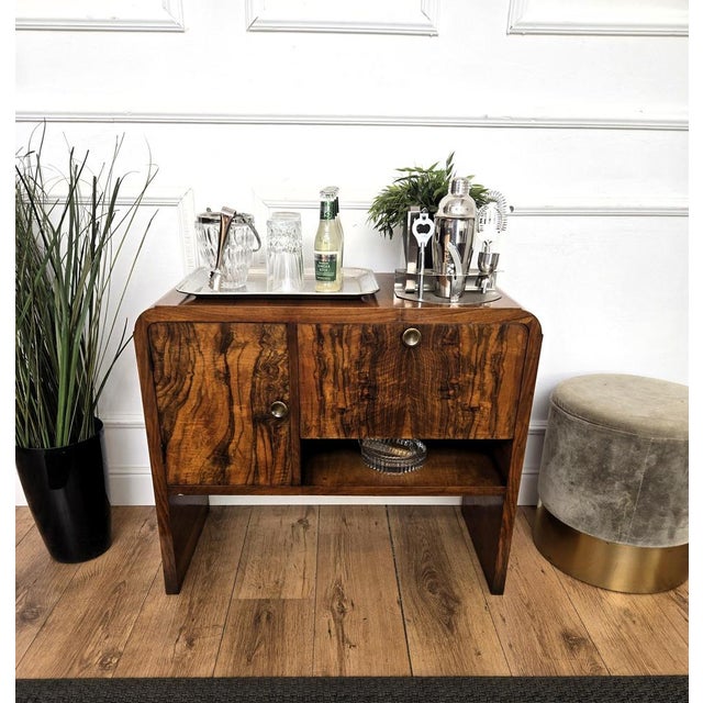 1940s Vintage Italian Art Deco Walnut and Mosaic Cocktail Cabinet, 1940s For Sale - Image 5 of 12
