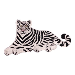 Contemporary Decorate Wild Animal Design Handcuffed Area Rug- 1.8′ × 2.10′ For Sale