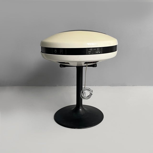 Vintage Space Age Turntable Stereo System Space Odissey by Weltron 2005, 1970s For Sale - Image 4 of 18
