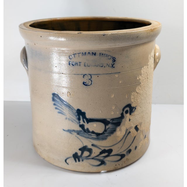 Farmhouse 19th Century Blue and White Stoneware Crock With Bird by Ottman Brothers, Damaged For Sale - Image 3 of 12