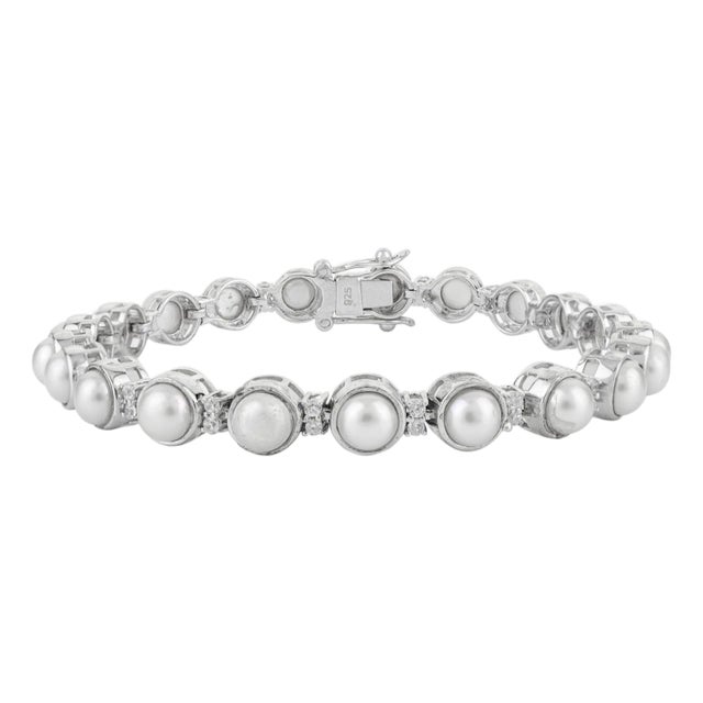 Majestic Solid Silver Pearl Bracelet With Zircons by Carat&her For Sale