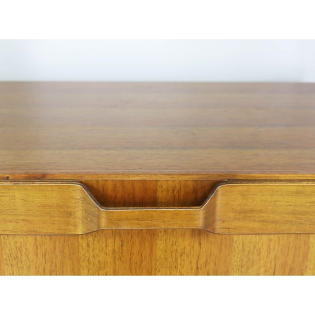 Brown Floor-to-Ceiling Bookcase in the style of Franco Albini, Italy, 1960s For Sale - Image 8 of 18
