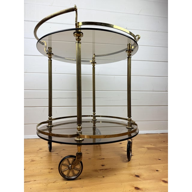 Metal Mid-Century Modern Brass and Glass Side Table from Vereinigte Werkstätten, 1920s For Sale - Image 7 of 11