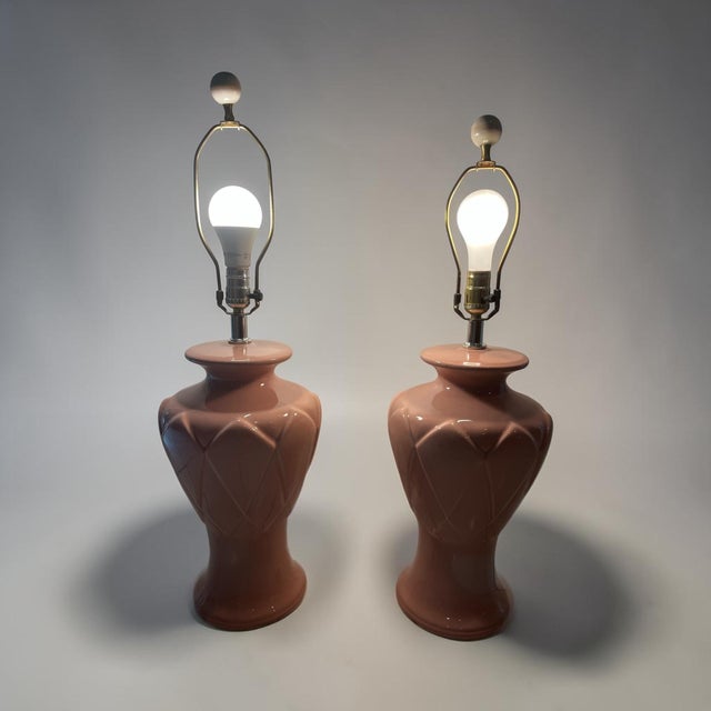Blush Pair of Vintage Blush Pink Ceramic Diamond Pattern Table Lamps With Three Settings/No Shades For Sale - Image 8 of 11