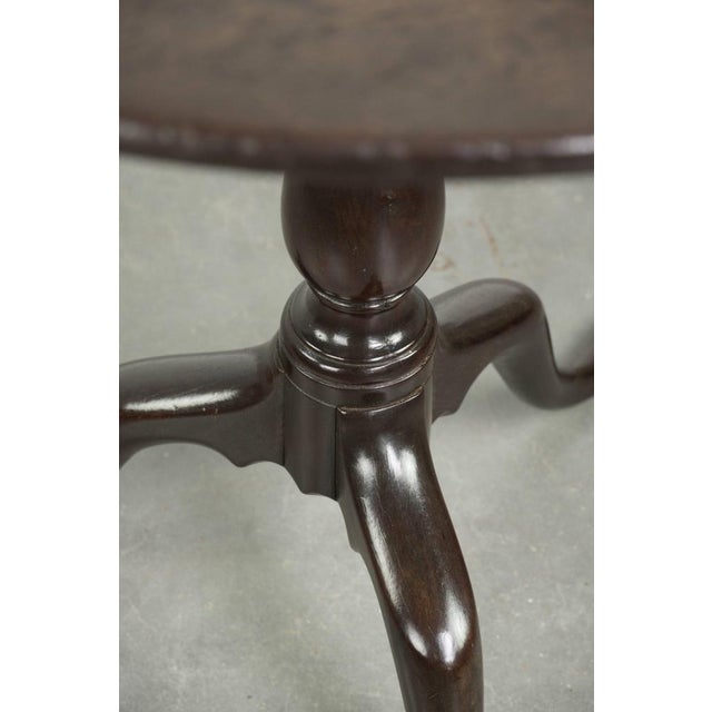 Antique Round English Tilt-Top Table, 1700s For Sale - Image 11 of 14
