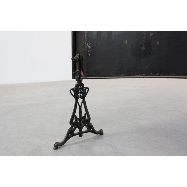 Art Nouveau Black Lacquer Fire Screen with Floral Motif, France, 1910 For Sale - Image 11 of 13