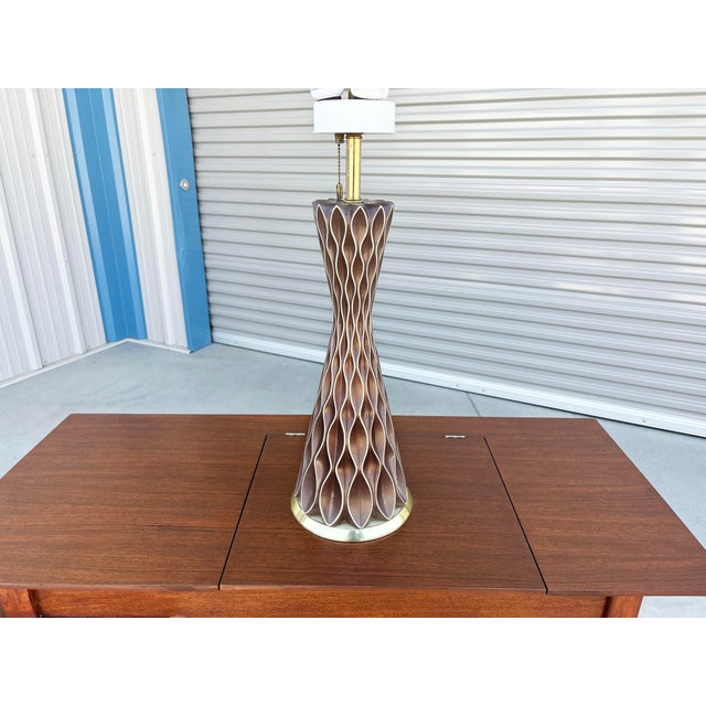 Gerald Thurston Mid Century Honeycomb Lamp by Gerald Thurston for Lightolier For Sale - Image 4 of 11