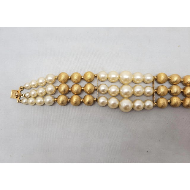 Gold Vintage 1950s Signed Napier Goldtone & Faux-Pearl Beaded Bracelet For Sale - Image 8 of 9