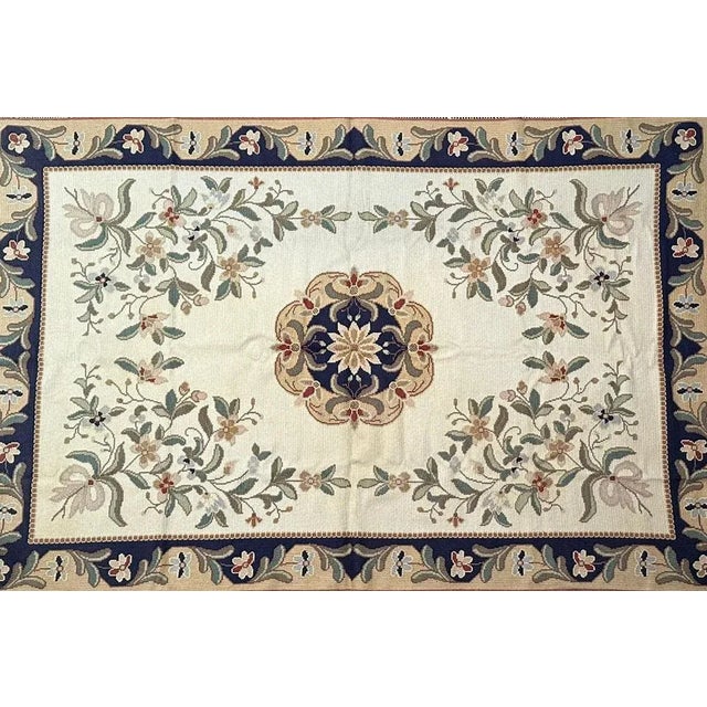 Beautiful portuguese rug " arraiolos " 20th century hand made in wool 297cm x 200cm. Like new. This piece is attributed to...