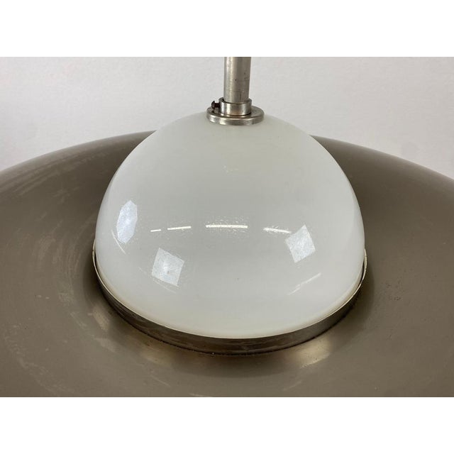 UFO Pendant attributed to Vladimír Havel for Krásná Jizba, 1930 For Sale - Image 9 of 12