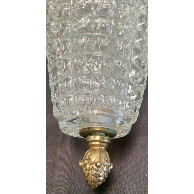 1950s Pair of Hollywood Regency Gilt Metal & Prismatic Glass Pendant Light Pinneapple Form For Sale - Image 4 of 9