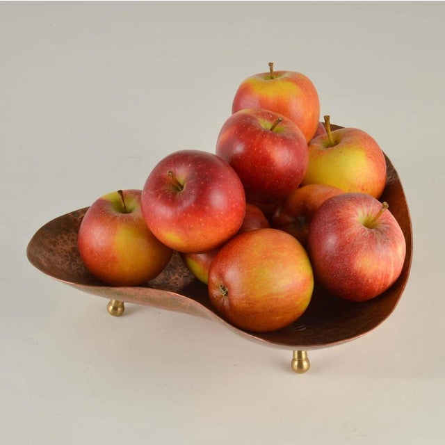 Kidney Shape Copper Decorative Bowl, 1950s For Sale - Image 6 of 15