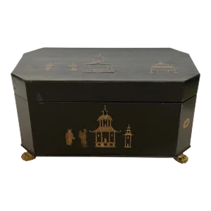 English Chinoiserie Lacquered Tea Caddy