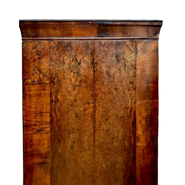 18th-Century English Burr Walnut Chest-on-Stand For Sale - Image 10 of 17