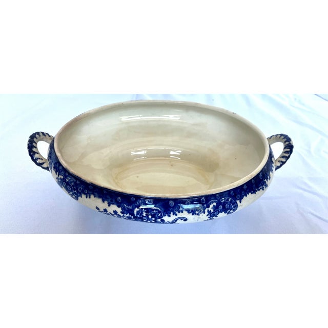 19th Century J. & G. Meakin Dresden Blue & White Ironstone Tureen For Sale - Image 11 of 17