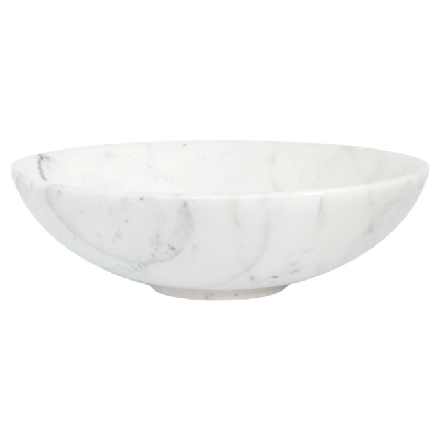 Bowl in White Marble For Sale