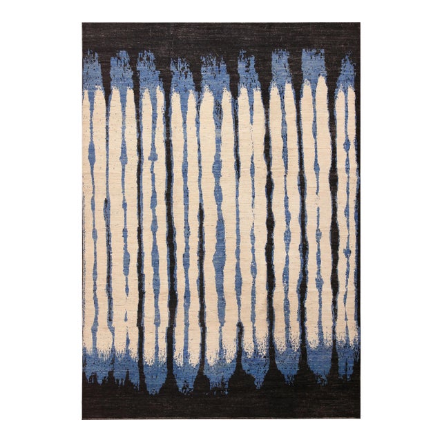 Nazmiyal Collection Abstract Modern Area Rug For Sale