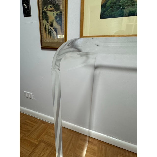 Vintage 1970s Lucite Acrylic Waterfall Console Table — Hollywood Regency MCM Sofa Entry Table For Sale - Image 10 of 12