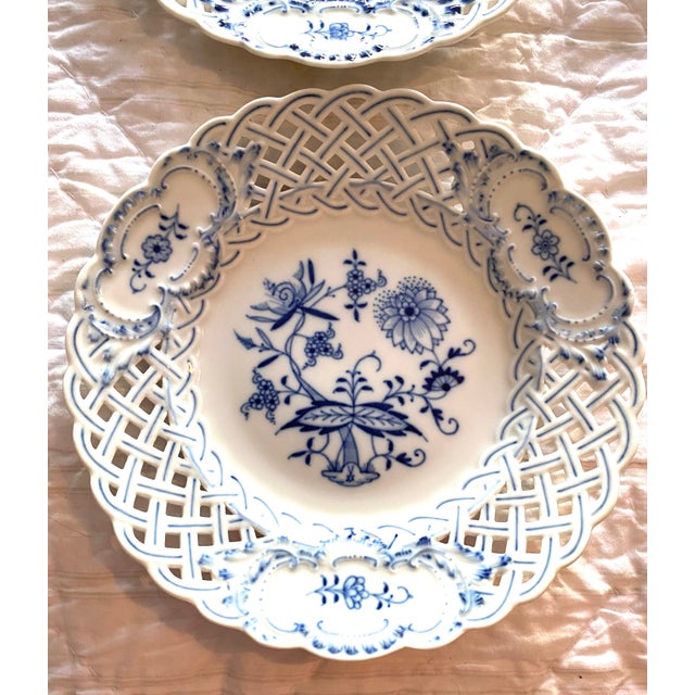 Set of 6 Antique Meissen Blue Onion Reticulated Plates 1850-1888 For Sale - Image 11 of 12