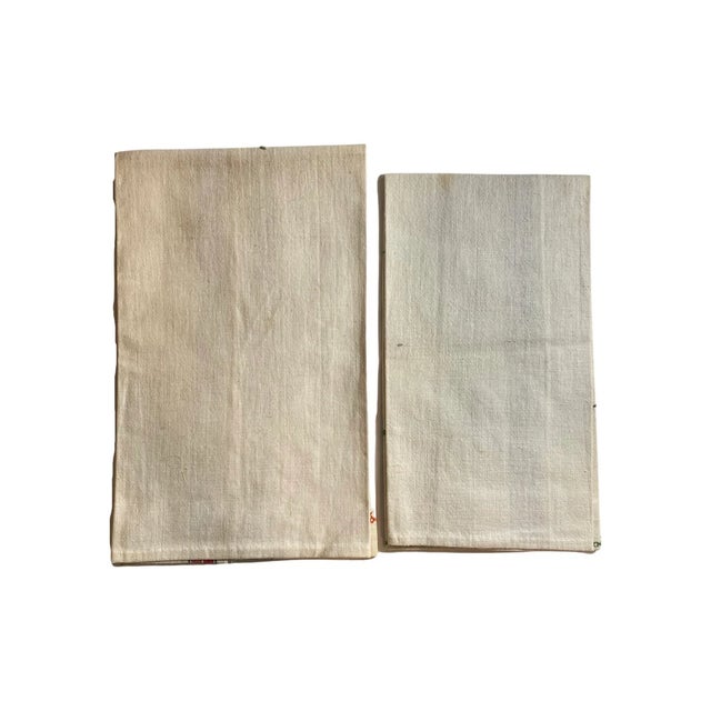 Vintage Linen Tea Towels Set: 1950s Appliqué Veggie Carts, Hand Embroidered - a Pair For Sale - Image 9 of 9