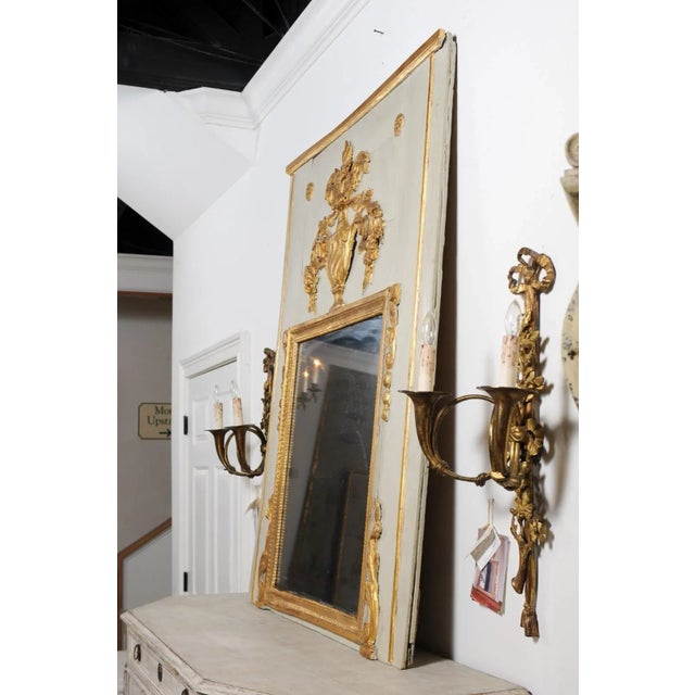 Late 18th Century 1775 French Transition Period Painted and Gilt Trumeau Mirror with Carved Urn For Sale - Image 5 of 13