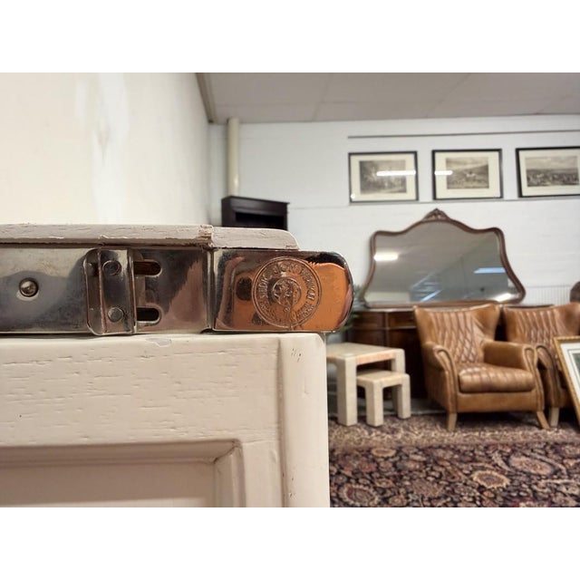 Low English White Bookcase from Globe Wernicke For Sale - Image 6 of 18