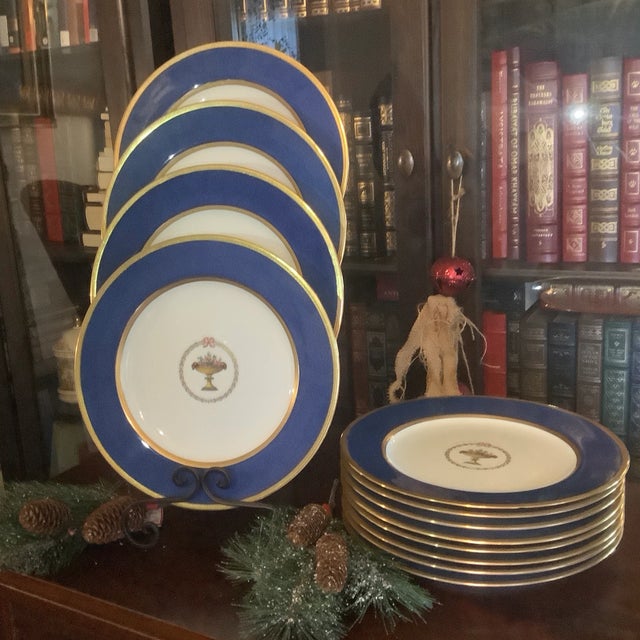 Spode Set of 12 Spode Copelands Cobalt Dinner Plates, Acid Etched Gold For Sale - Image 4 of 13