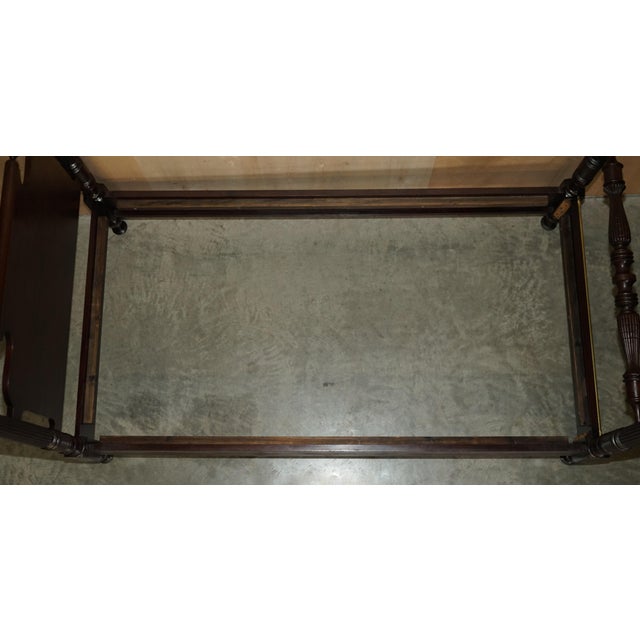 American Federal 4-Poster Bed with Carved Pillars in Hardwood, 1800s For Sale - Image 16 of 18